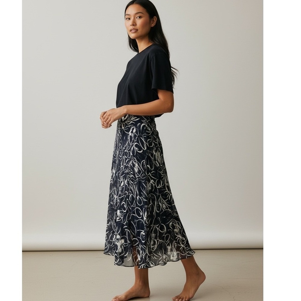 LAUREN Ralph Lauren Silk Midi Skirt Sz 10 New Navy Floral Chiffon Coastal Flowy